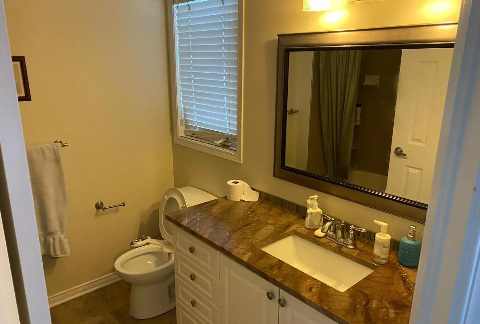 펜션 Cute 3 Bedrooms Townhouse In Kanata 오타와