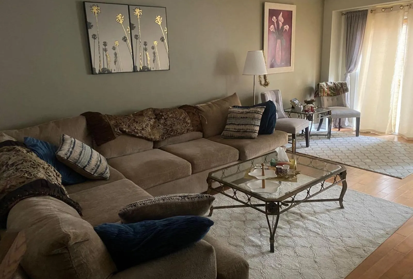 Cute 3 Bedrooms Townhouse In Kanata 오타와 0*,
